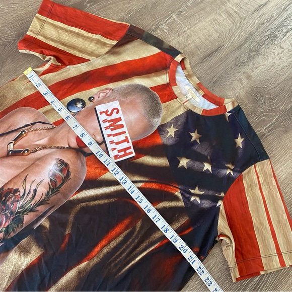 Smith & Graham Badass Bikini Tattooed Girl with American Flag Luxury Tee - Picture 7 of 13